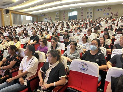 港实小家校共育 | 入学季 共成长 家庭教育咨询服务助力家长陪伴孩子启航